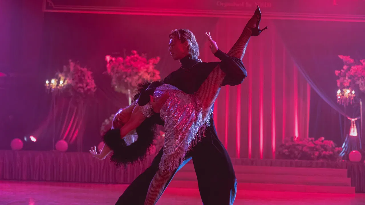 10DANCE Movie Screenshot 4